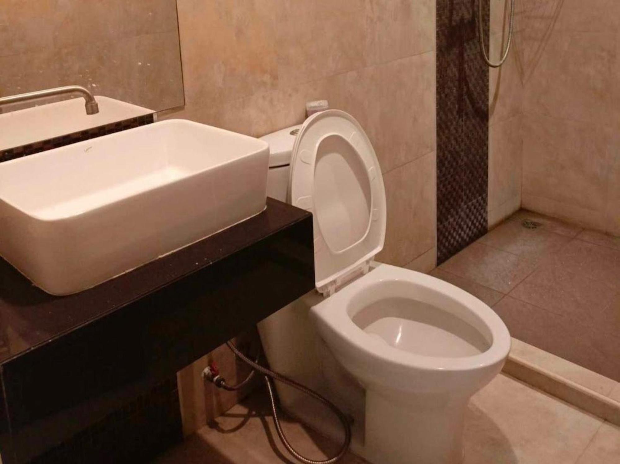 Yowgothai Hostel Bangkok Ngoại thất bức ảnh